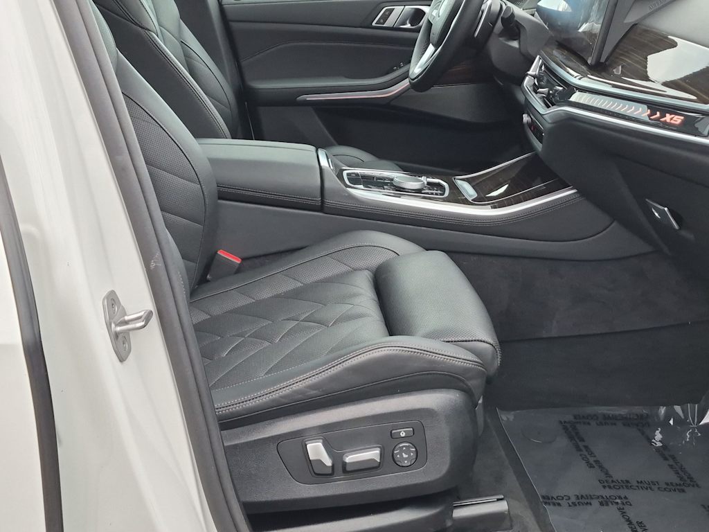 Thumbnail: 2024 BMW X5 - 12