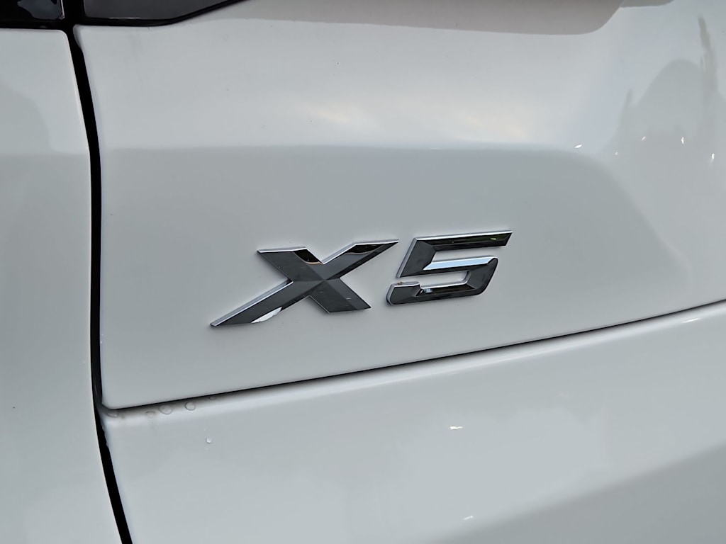 Thumbnail: 2026 BMW X5 - 26