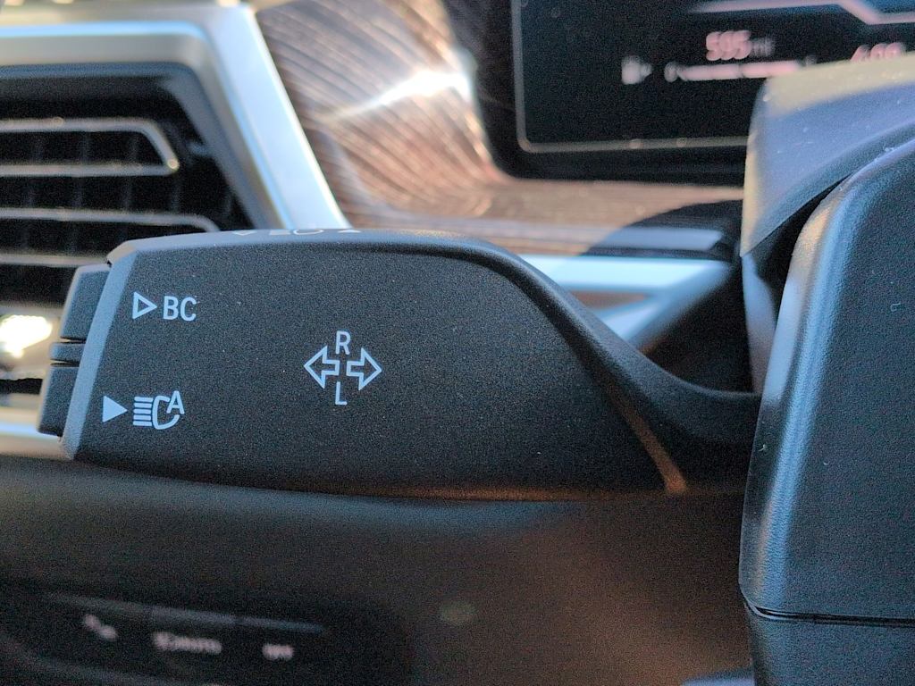 Thumbnail: 2026 BMW X5 - 15