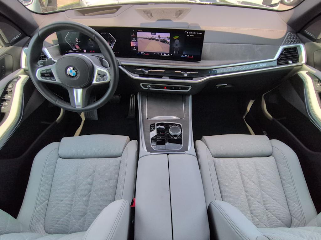 Thumbnail: 2026 BMW X5 - 9