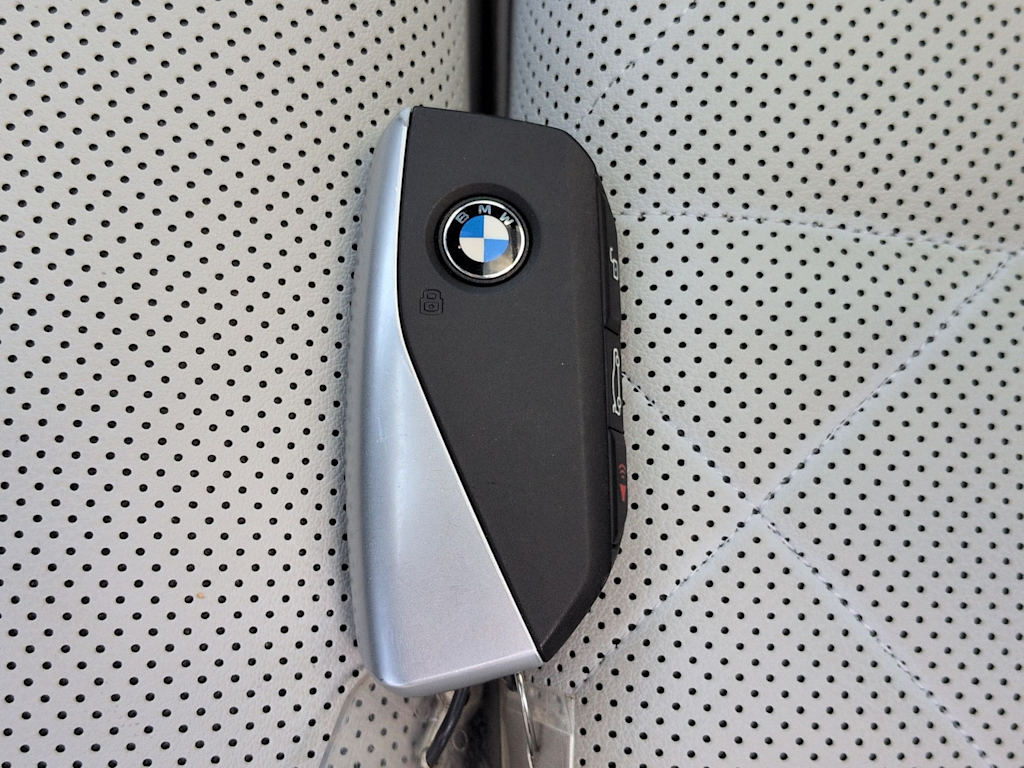 Thumbnail: 2026 BMW X5 - 18