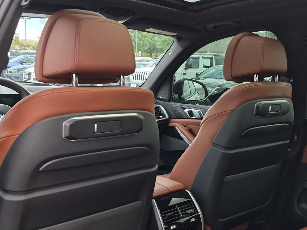 Thumbnail: 2024 BMW X5 - 13