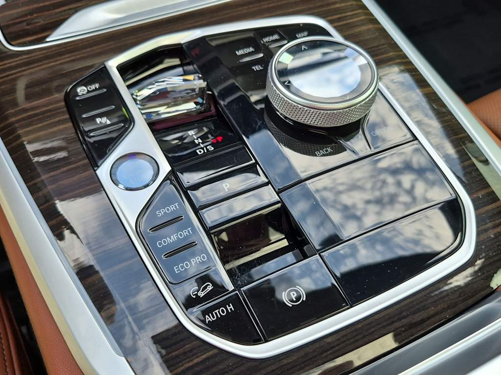 Thumbnail: 2024 BMW X5 - 15