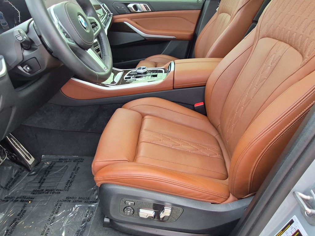 Thumbnail: 2024 BMW X5 - 11
