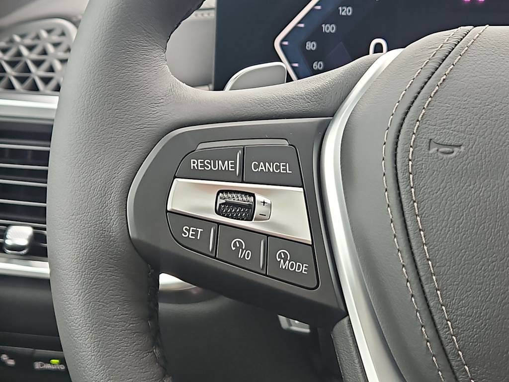 Thumbnail: 2026 BMW X5 - 31