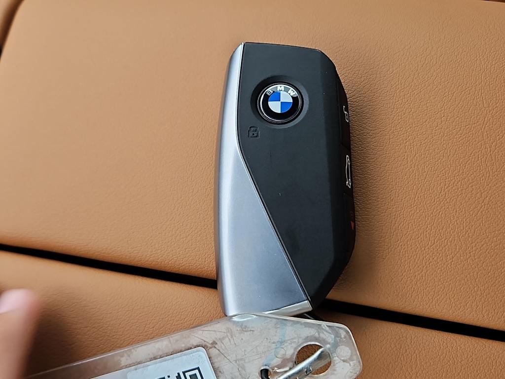 Thumbnail: 2026 BMW X5 - 37