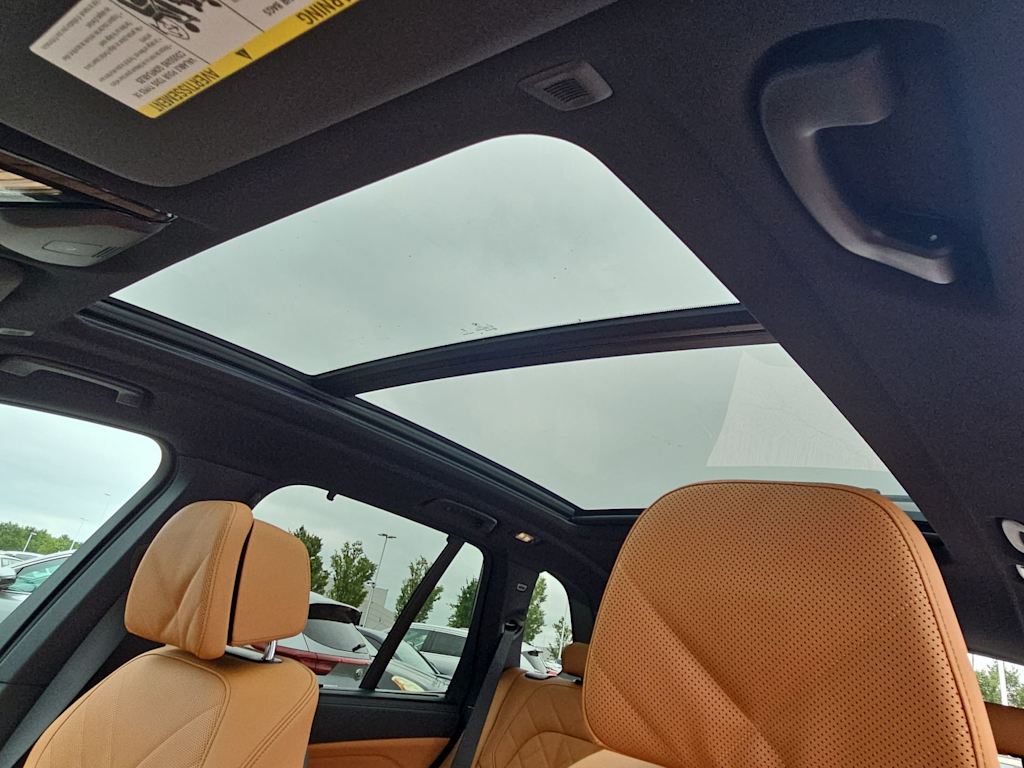 Thumbnail: 2026 BMW X5 - 26