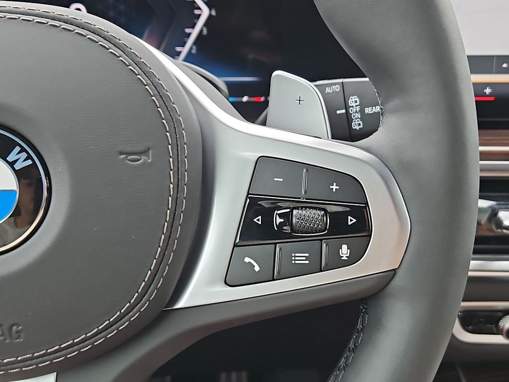 Thumbnail: 2026 BMW X5 - 30