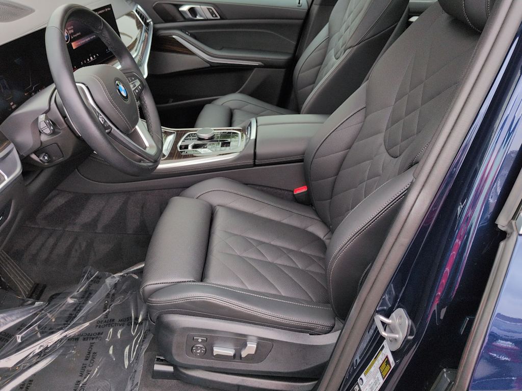 Thumbnail: 2026 BMW X5 - 11