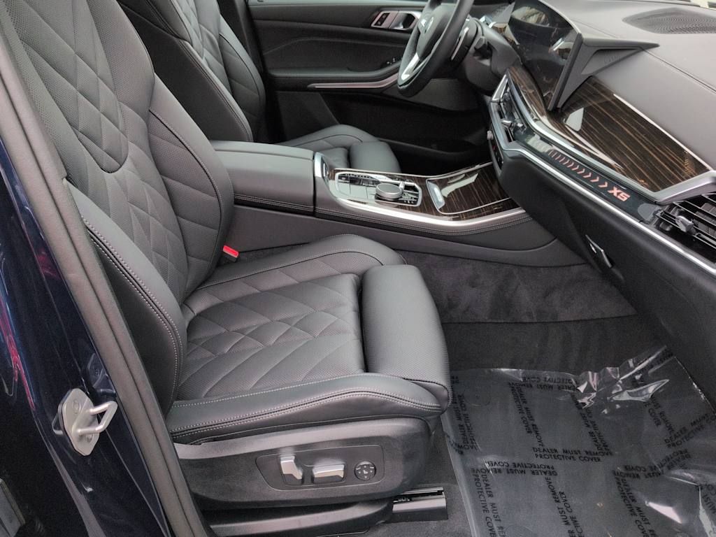 Thumbnail: 2026 BMW X5 - 12