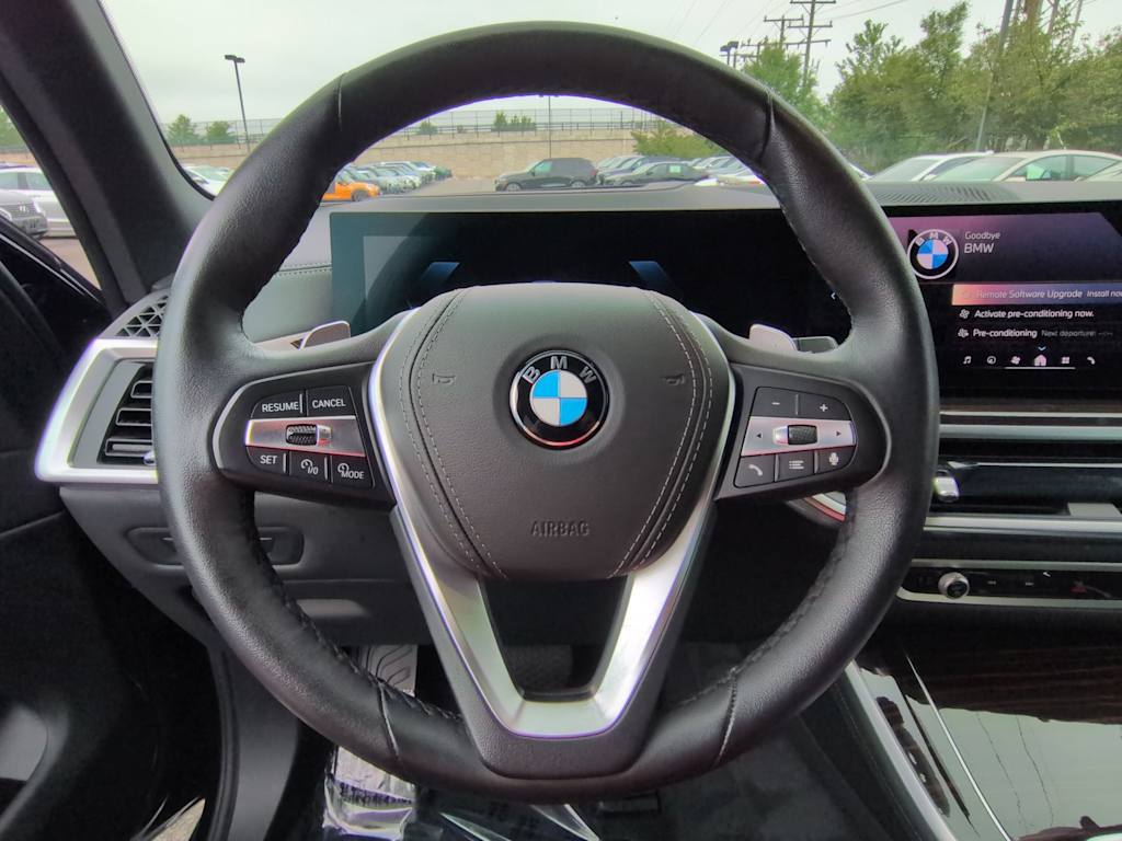 Thumbnail: 2026 BMW X5 - 14