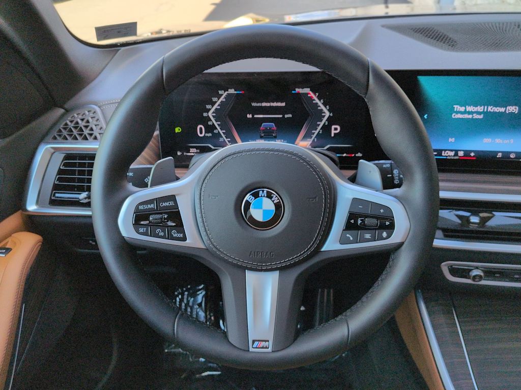 Thumbnail: 2025 BMW X5 - 14