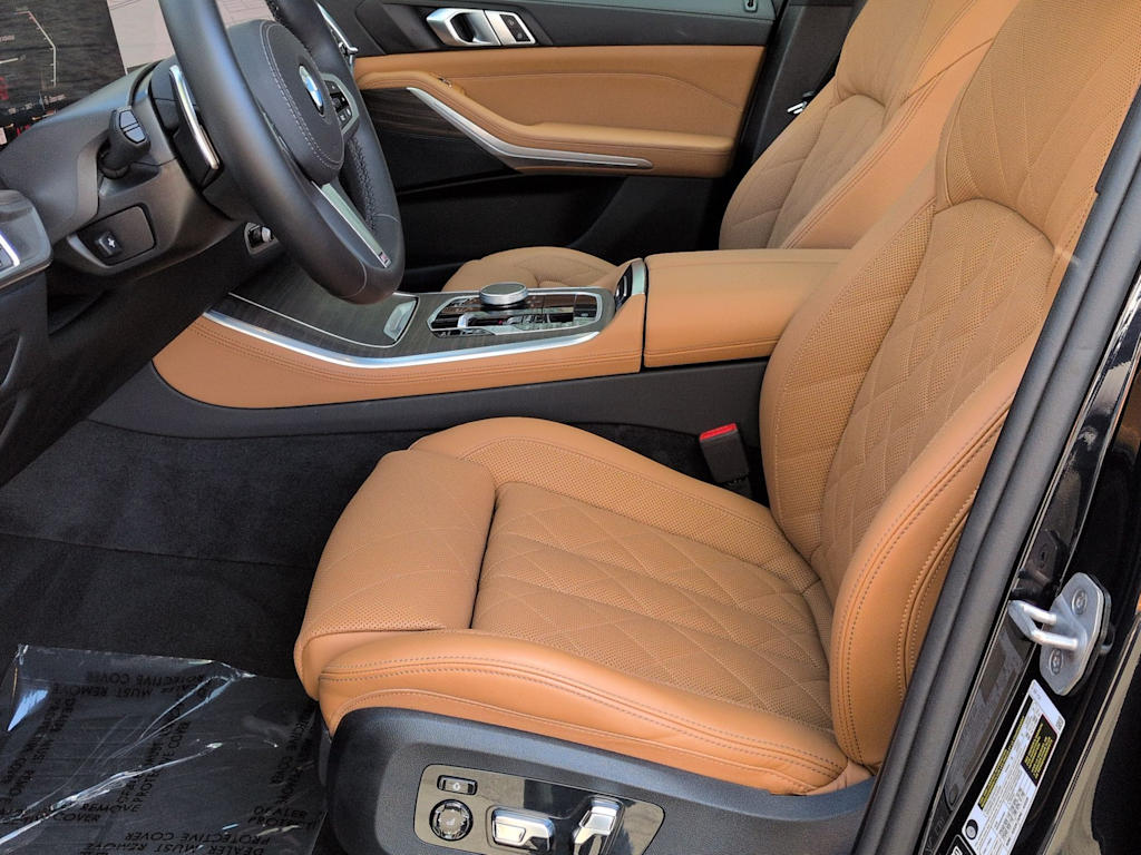 Thumbnail: 2025 BMW X5 - 11