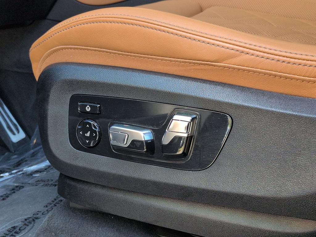 Thumbnail: 2025 BMW X5 - 27
