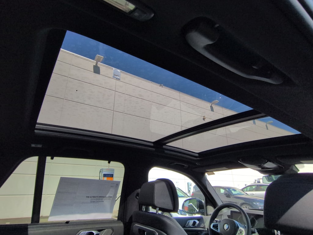 Thumbnail: 2026 BMW X5 - 30