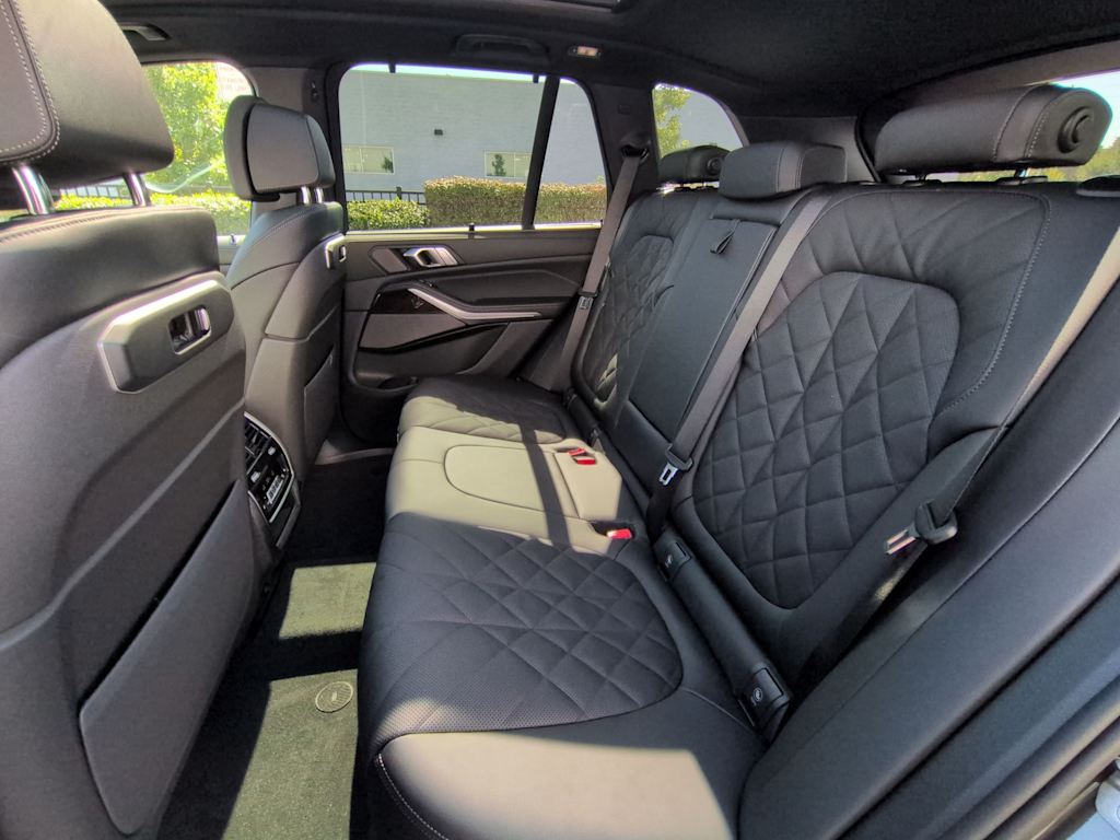 Thumbnail: 2026 BMW X5 - 28