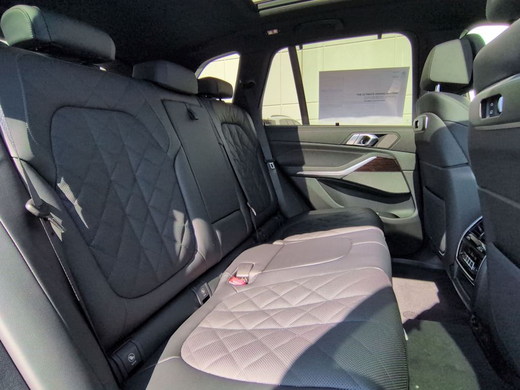 Thumbnail: 2026 BMW X5 - 29