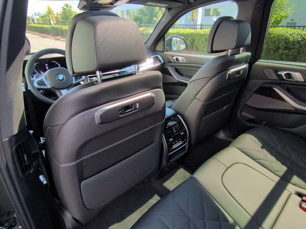 Thumbnail: 2026 BMW X5 - 13
