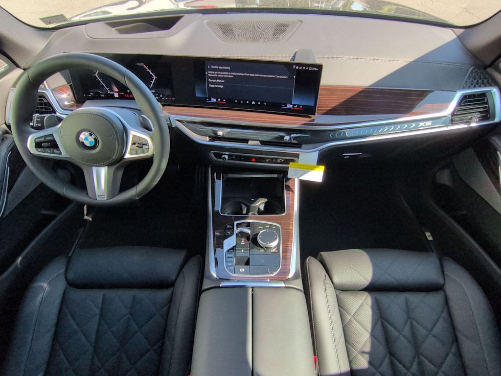 Thumbnail: 2026 BMW X5 - 10
