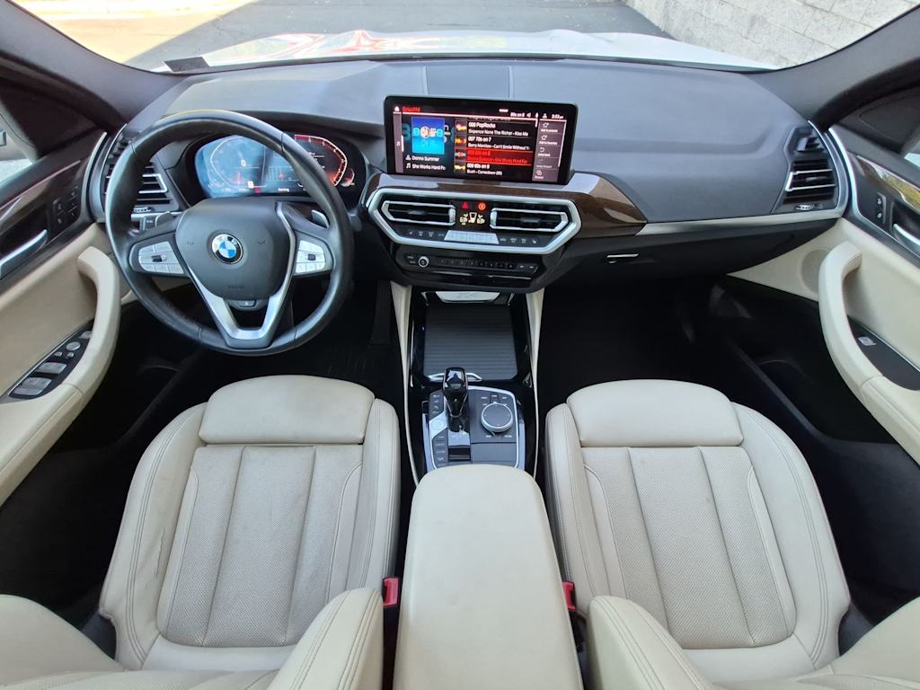 Thumbnail: 2023 BMW X4 - 10