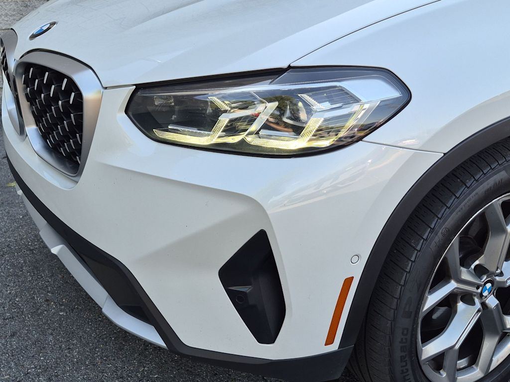 Thumbnail: 2023 BMW X4 - 26