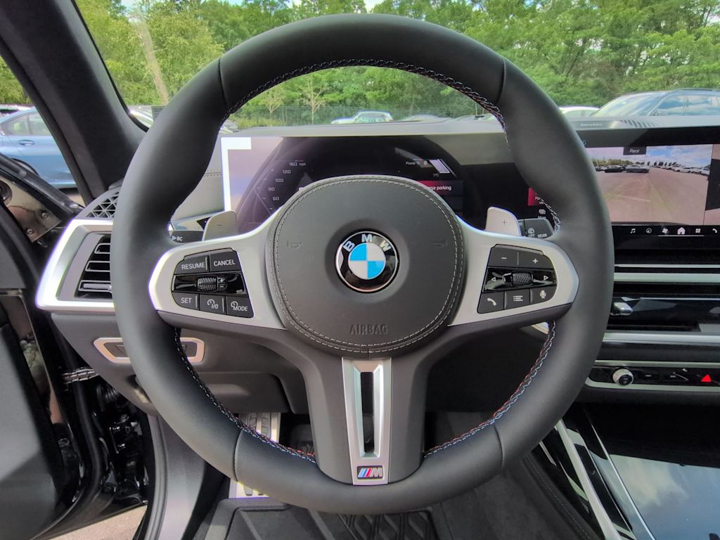 Thumbnail: 2027 BMW X7 - 14