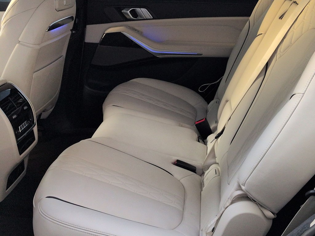 Thumbnail: 2024 BMW X7 - 29