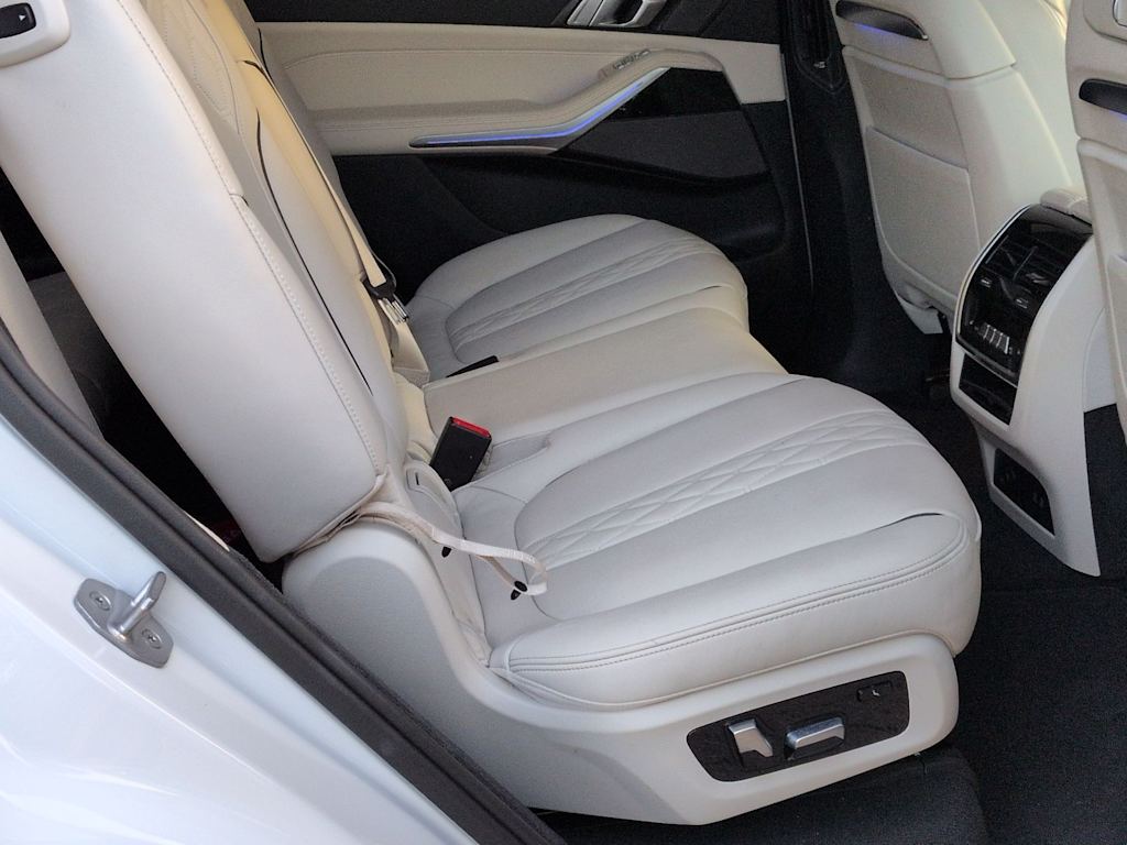 Thumbnail: 2024 BMW X7 - 30
