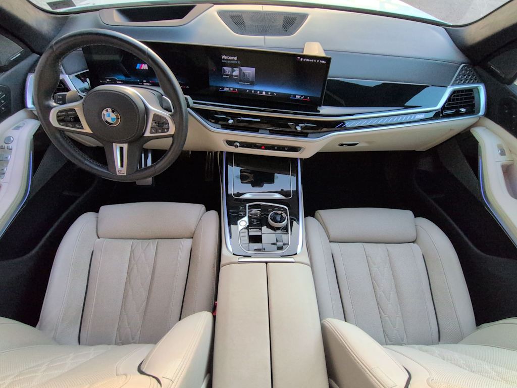 Thumbnail: 2024 BMW X7 - 10