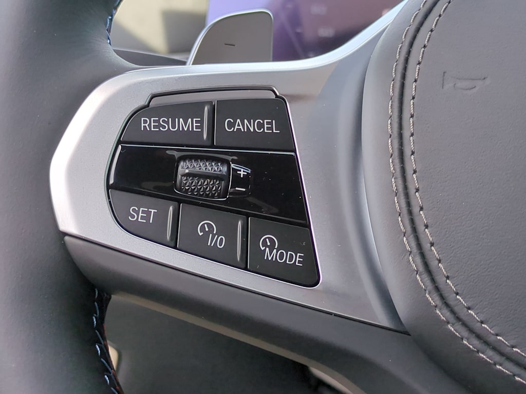 Thumbnail: 2026 BMW X7 - 30