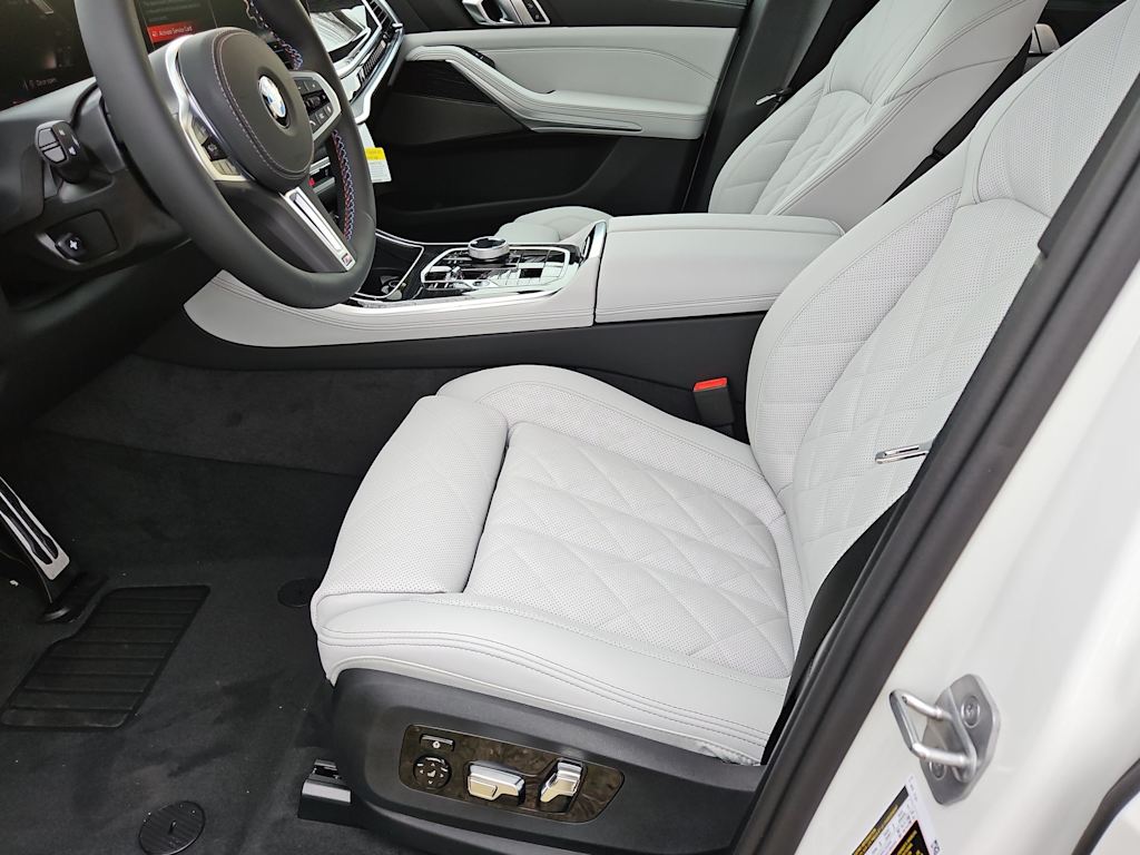 Thumbnail: 2026 BMW X5 - 11