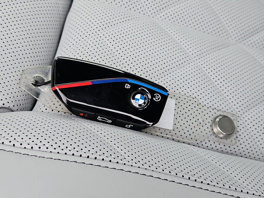 Thumbnail: 2026 BMW X5 - 17