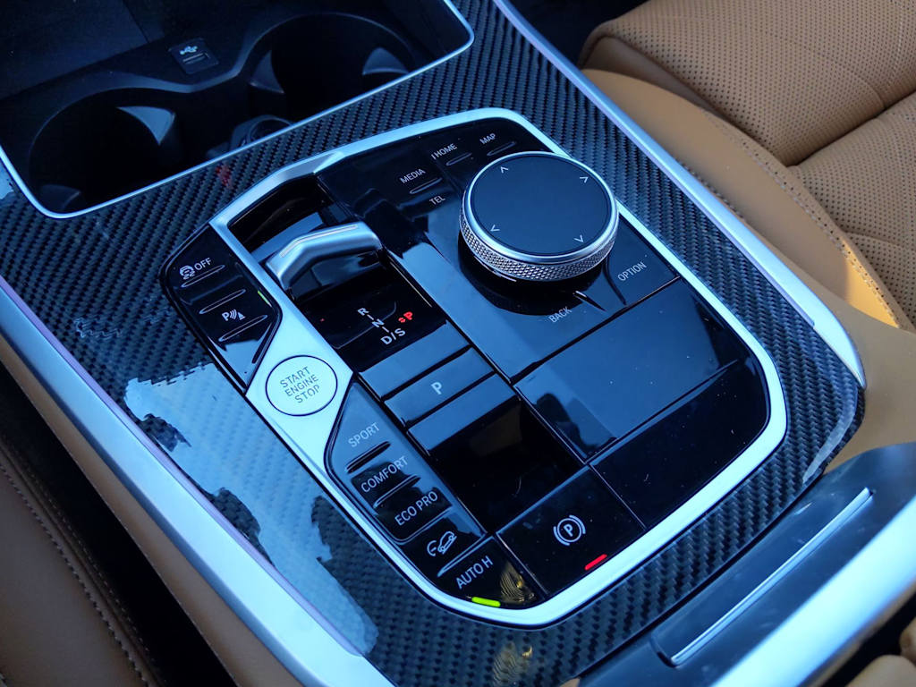 2024 BMW X5 M60i 12