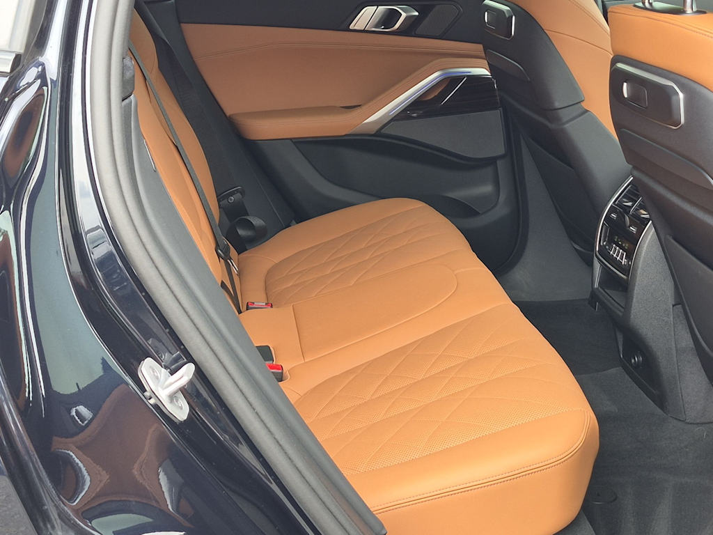 Thumbnail: 2025 BMW X6 - 30