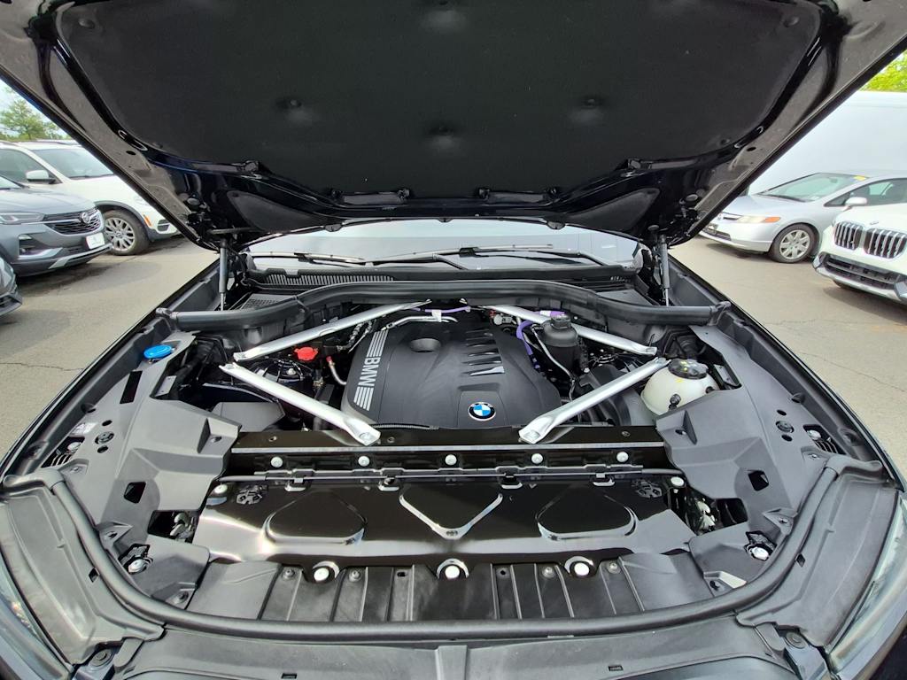Thumbnail: 2025 BMW X6 - 8