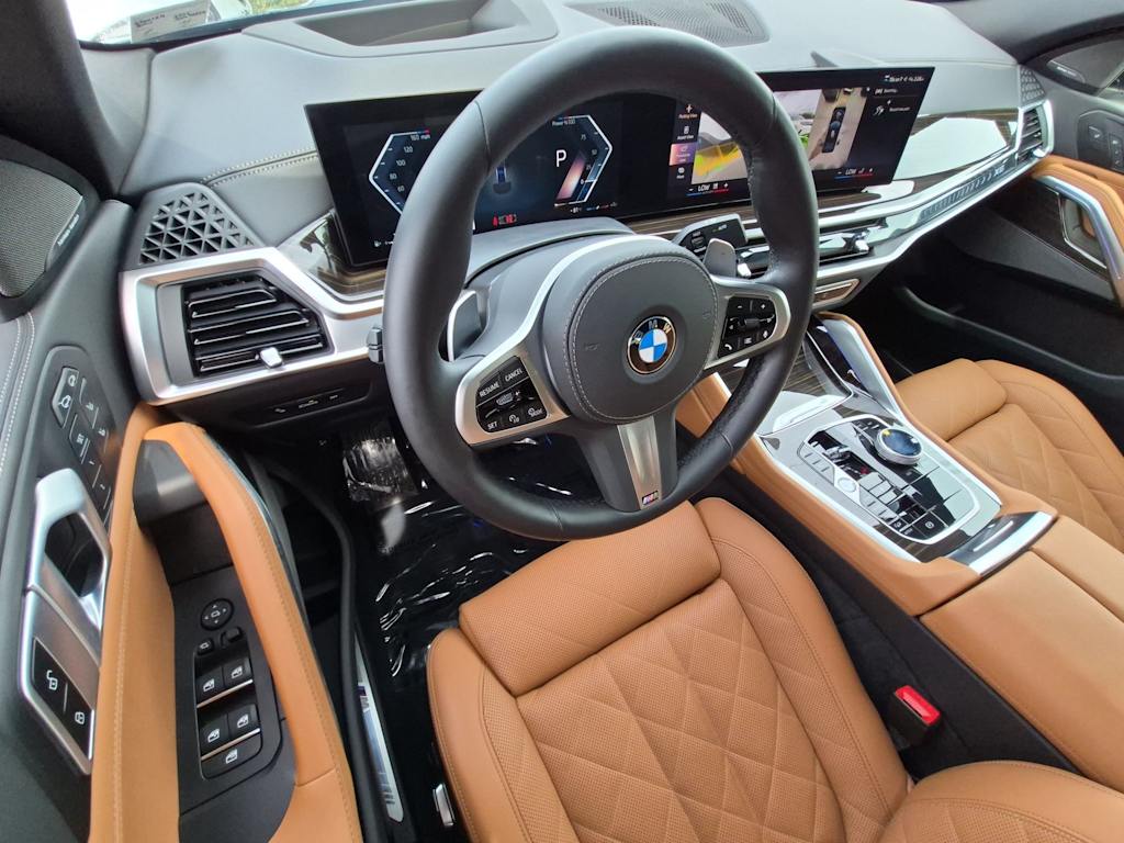 Thumbnail: 2025 BMW X6 - 2