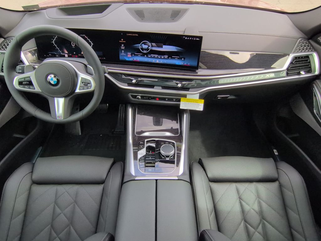 Thumbnail: 2026 BMW X6 - 10