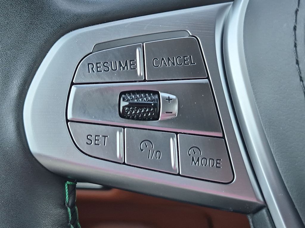 Thumbnail: 2024 BMW X7 - 31