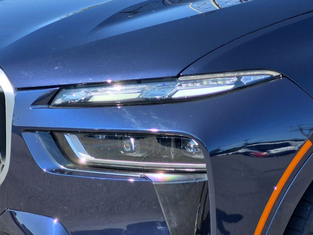Thumbnail: 2024 BMW X7 - 24