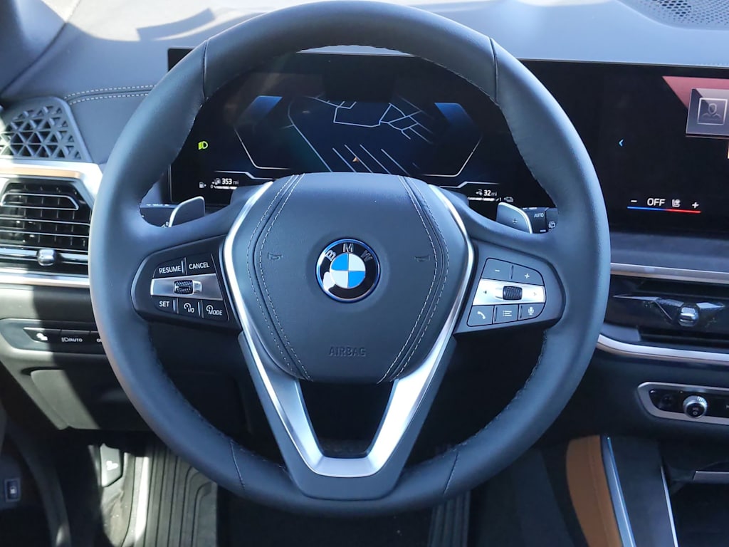 Thumbnail: 2025 BMW X5 - 14