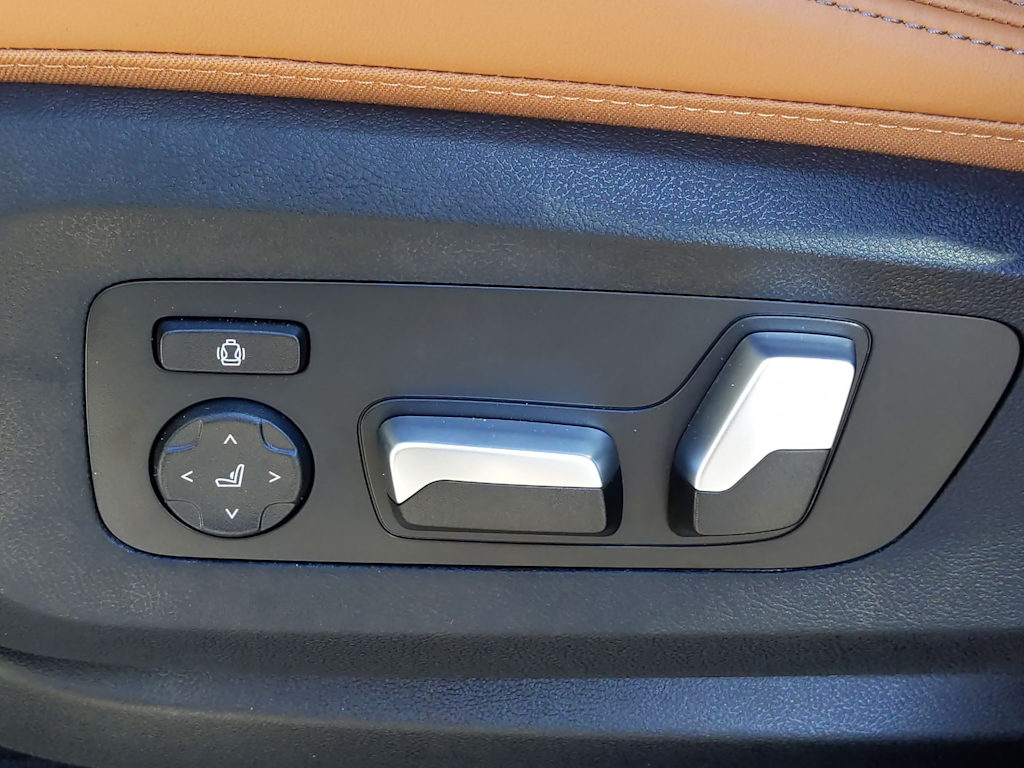 Thumbnail: 2025 BMW X5 - 26