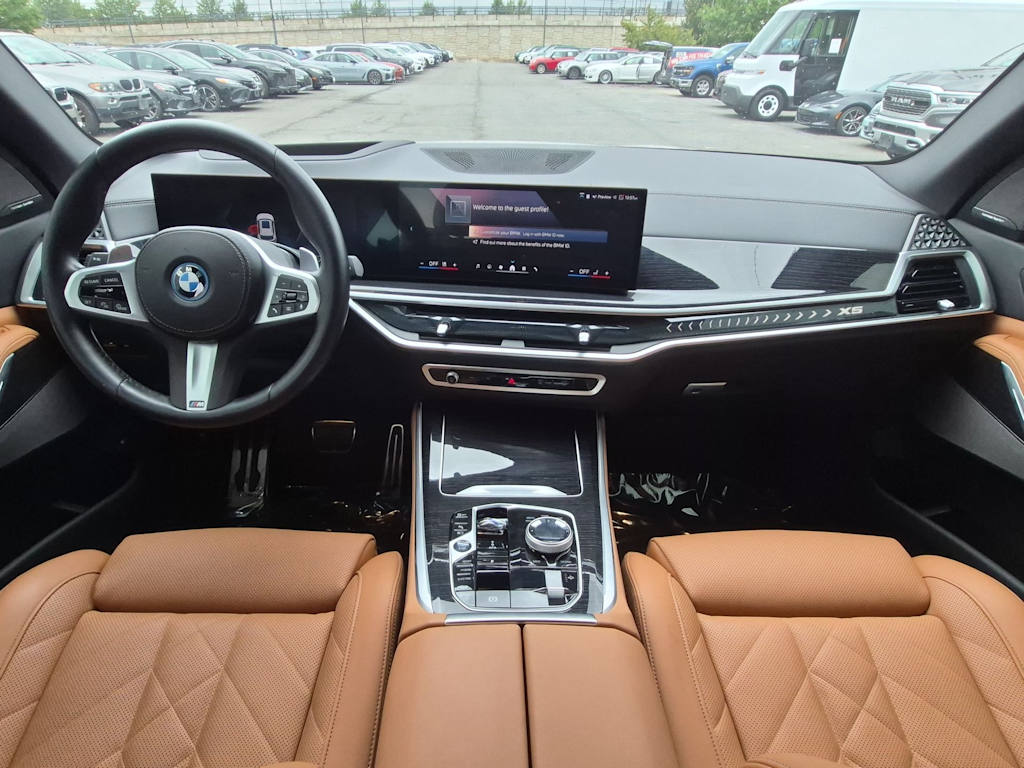 Thumbnail: 2024 BMW X5 - 10