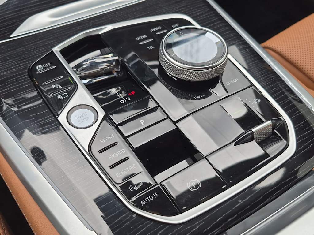 Thumbnail: 2024 BMW X5 - 16