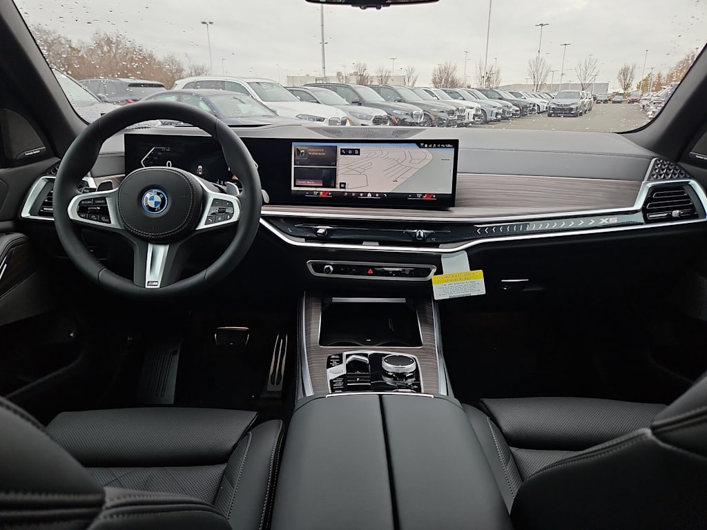 Thumbnail: 2026 BMW X5 - 2