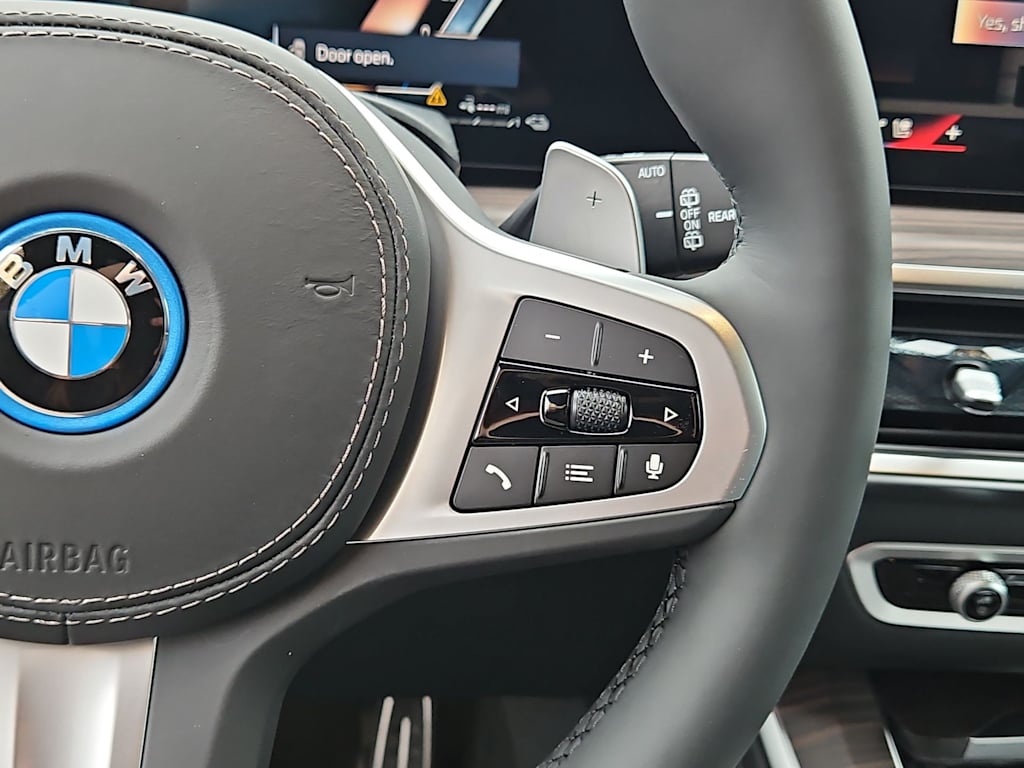 Thumbnail: 2026 BMW X5 - 33