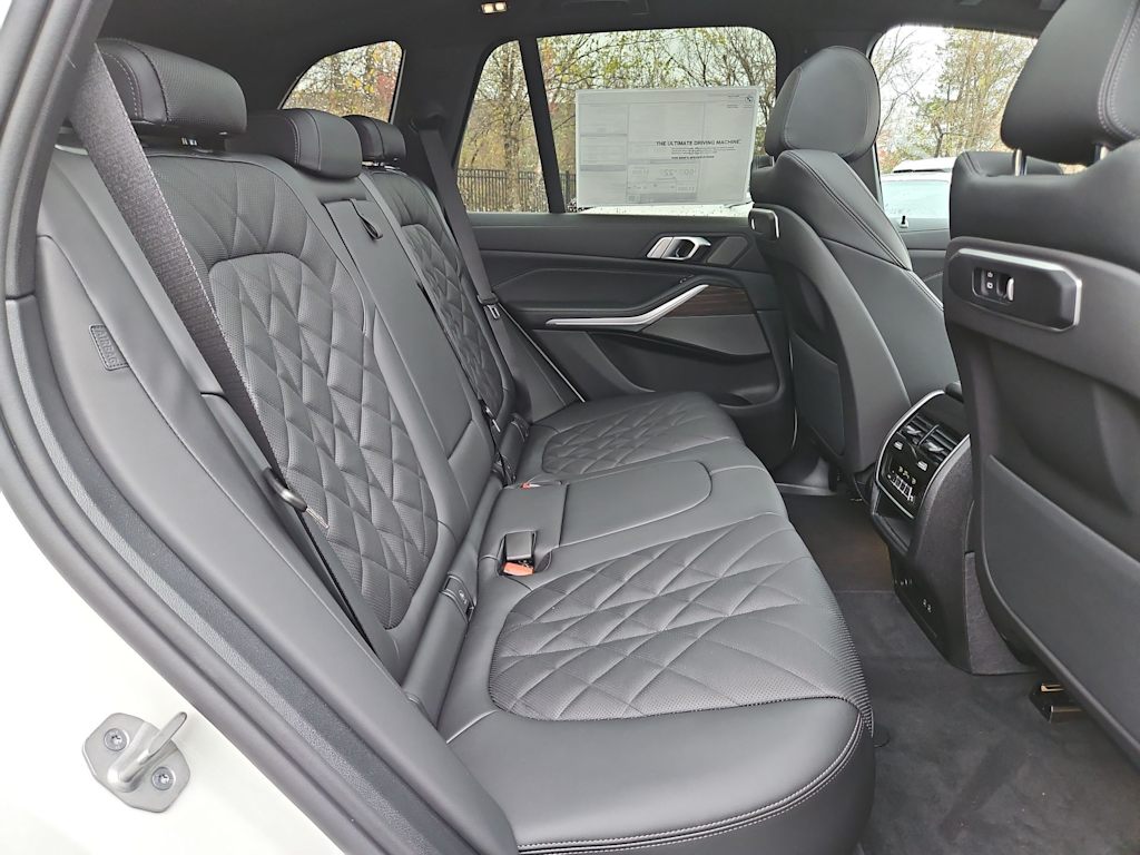 Thumbnail: 2026 BMW X5 - 29