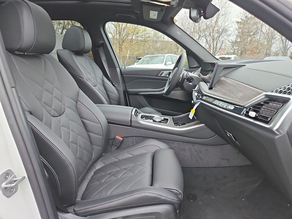 Thumbnail: 2026 BMW X5 - 8