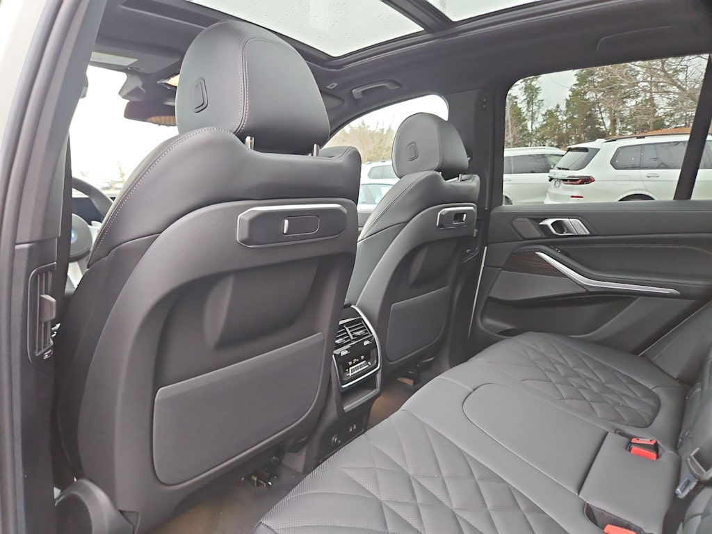 Thumbnail: 2026 BMW X5 - 26
