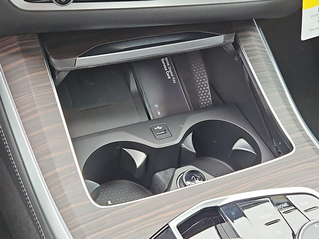 Thumbnail: 2026 BMW X5 - 13