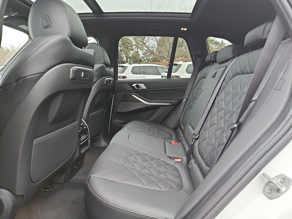 Thumbnail: 2026 BMW X5 - 28